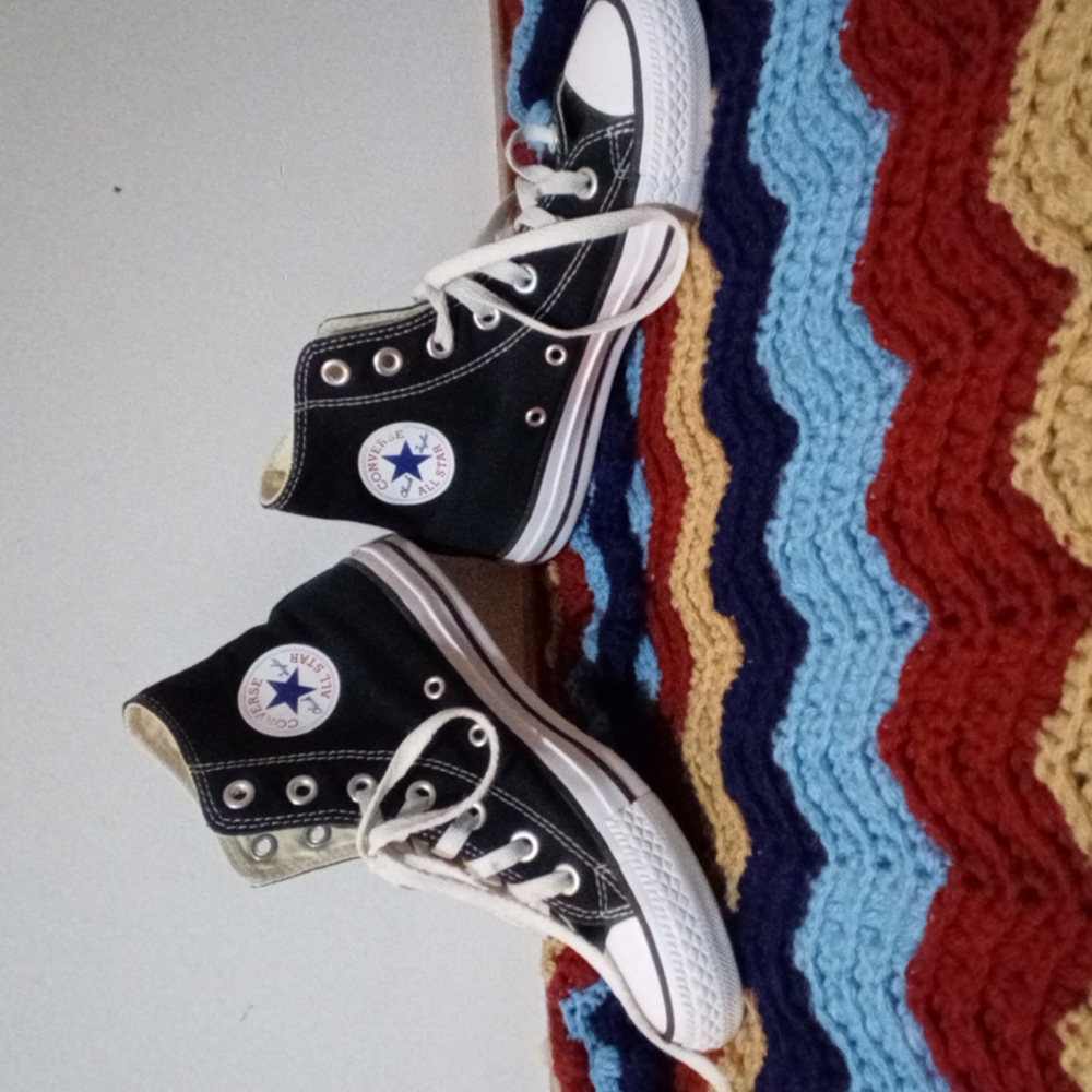 Converse Chuck Taylor All Star Classic Black High Top Sneakers VG- US 5.5